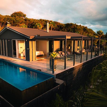 Eagles Nest Villa Russell Exterior photo